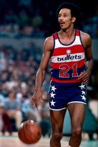 足球界对年 足球界对年