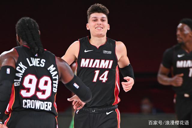 以詹姆斯和 以詹姆斯和